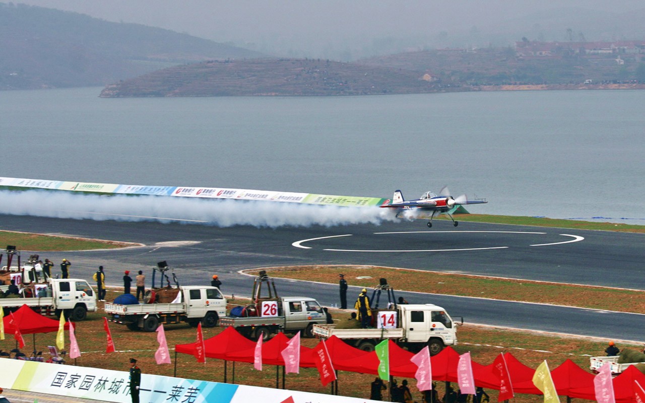 The International Air Sports Festival Glimpse (Minghu Metasequoia works) #19 - 1280x800