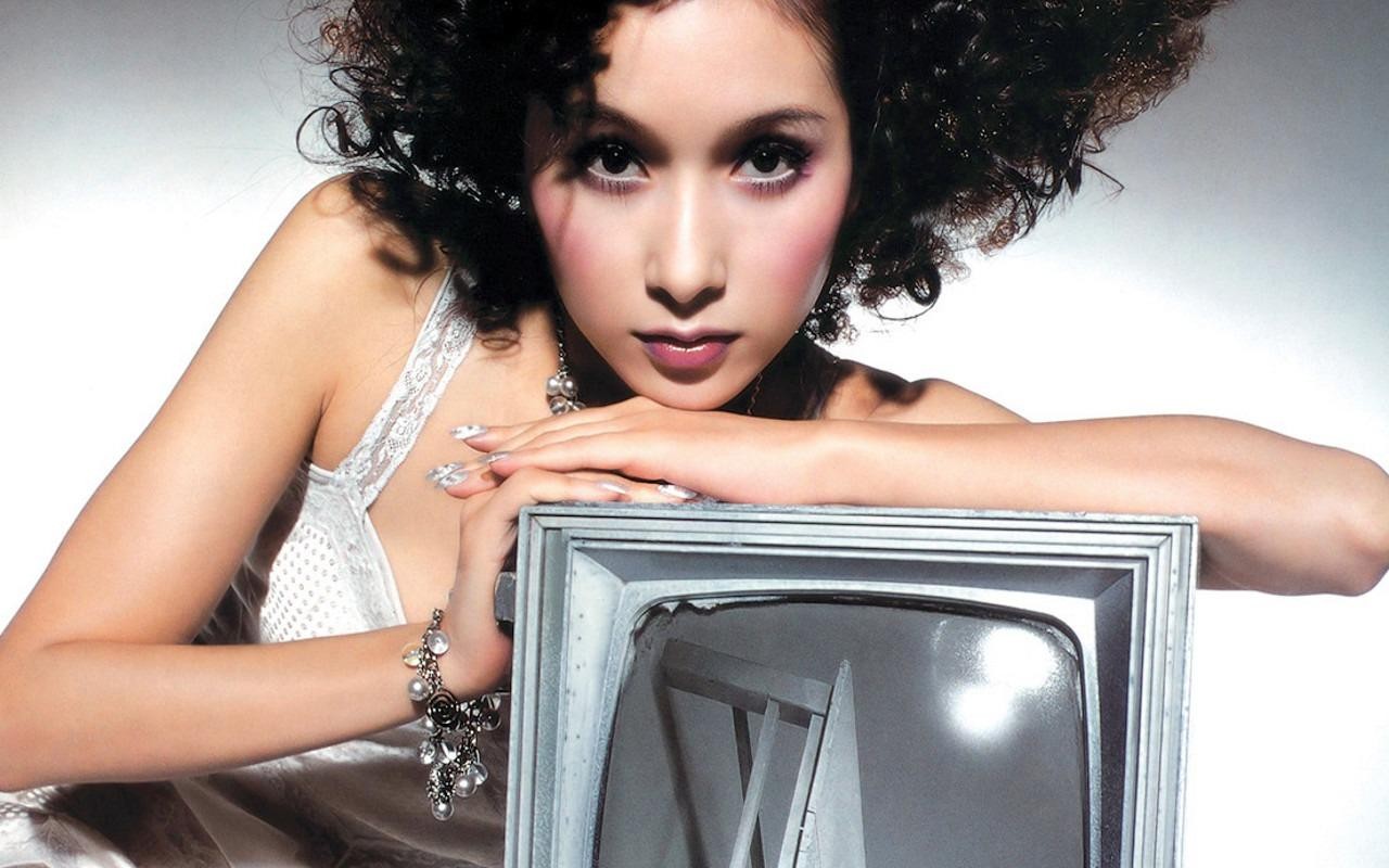 中外美女迷人桌面壁紙 #2 - 1280x800