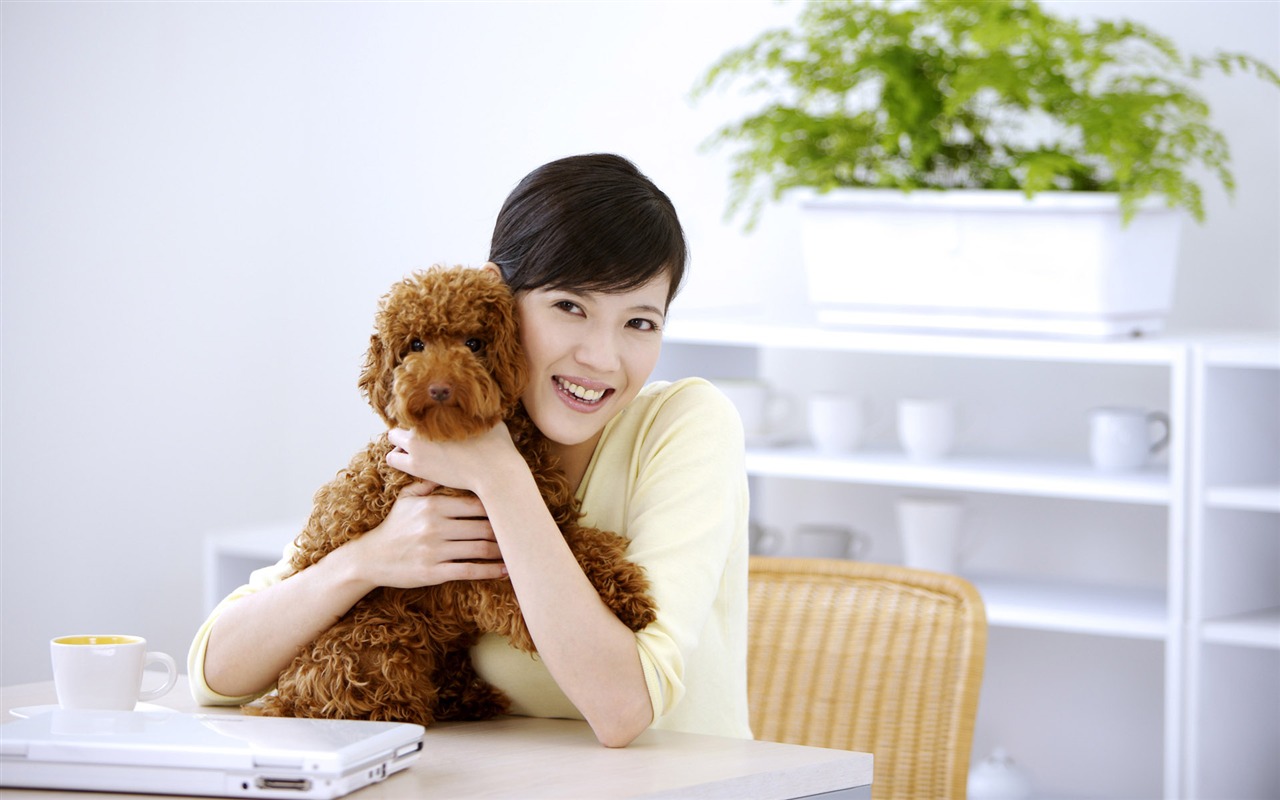 Beauty and the pet HD wallpaper #15 - 1280x800