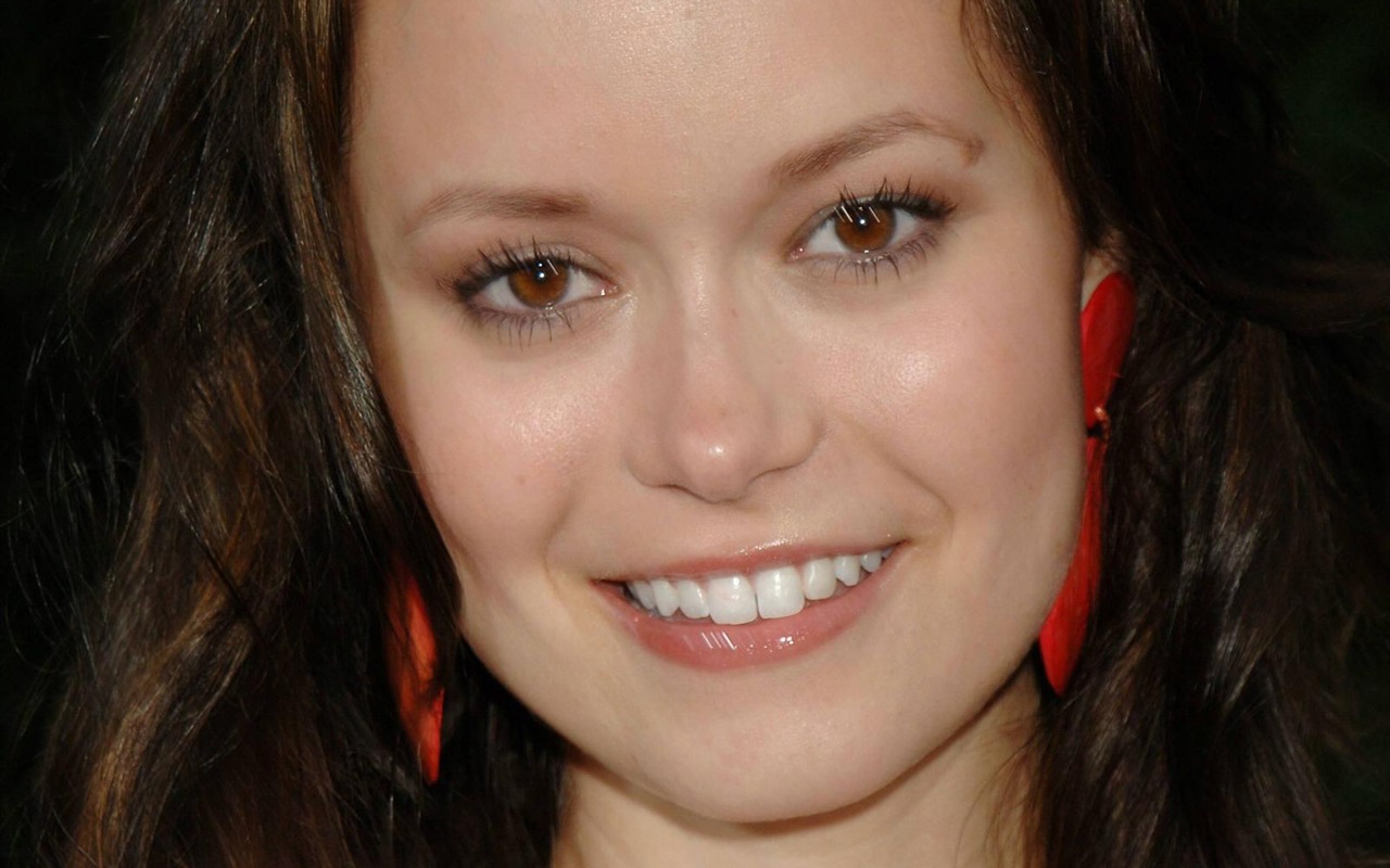 Summer Glau wallpaper #5 - 1280x800