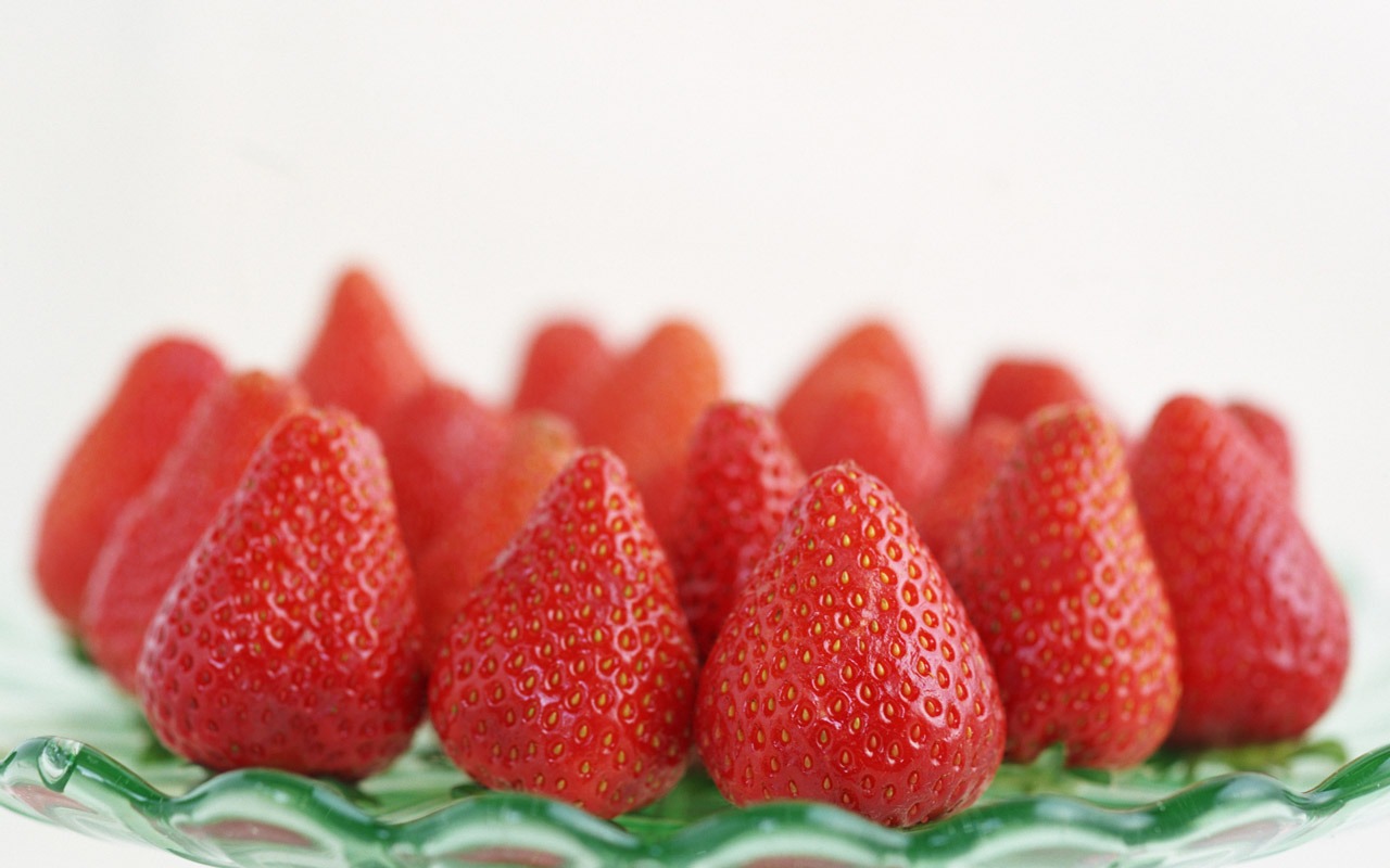Fresh Strawberry Wallpaper #23 - 1280x800