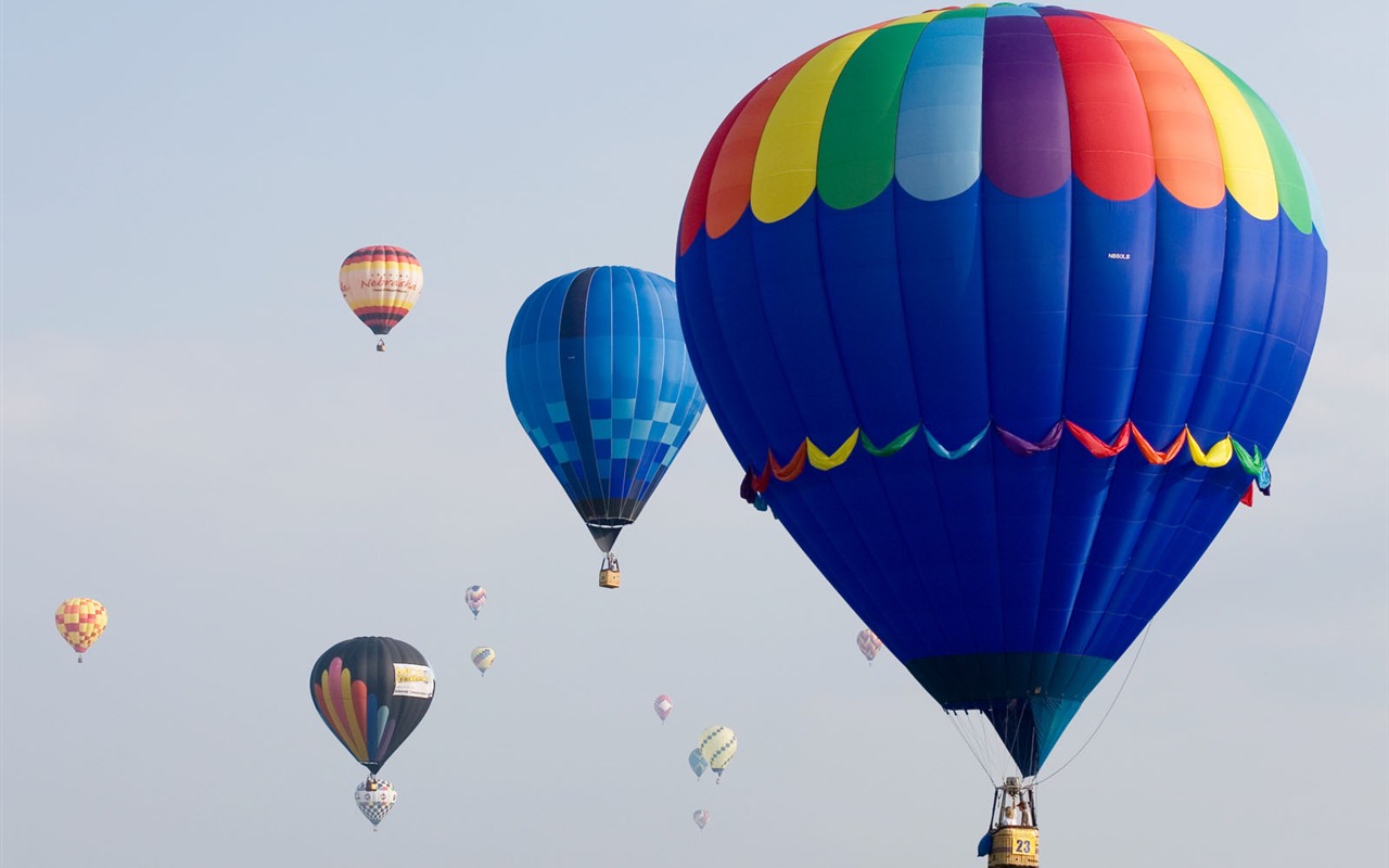 Hot air balloon wallpaper #13 - 1280x800