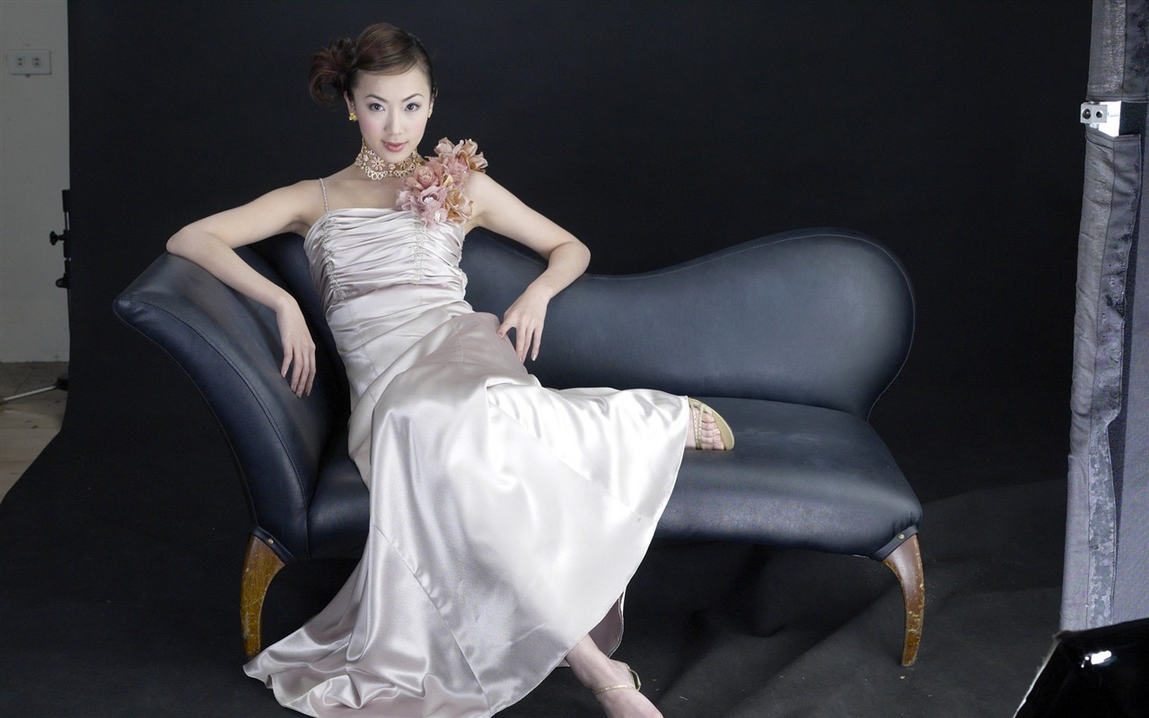 Beautiful wedding photography wallpaper #20 - 1280x800