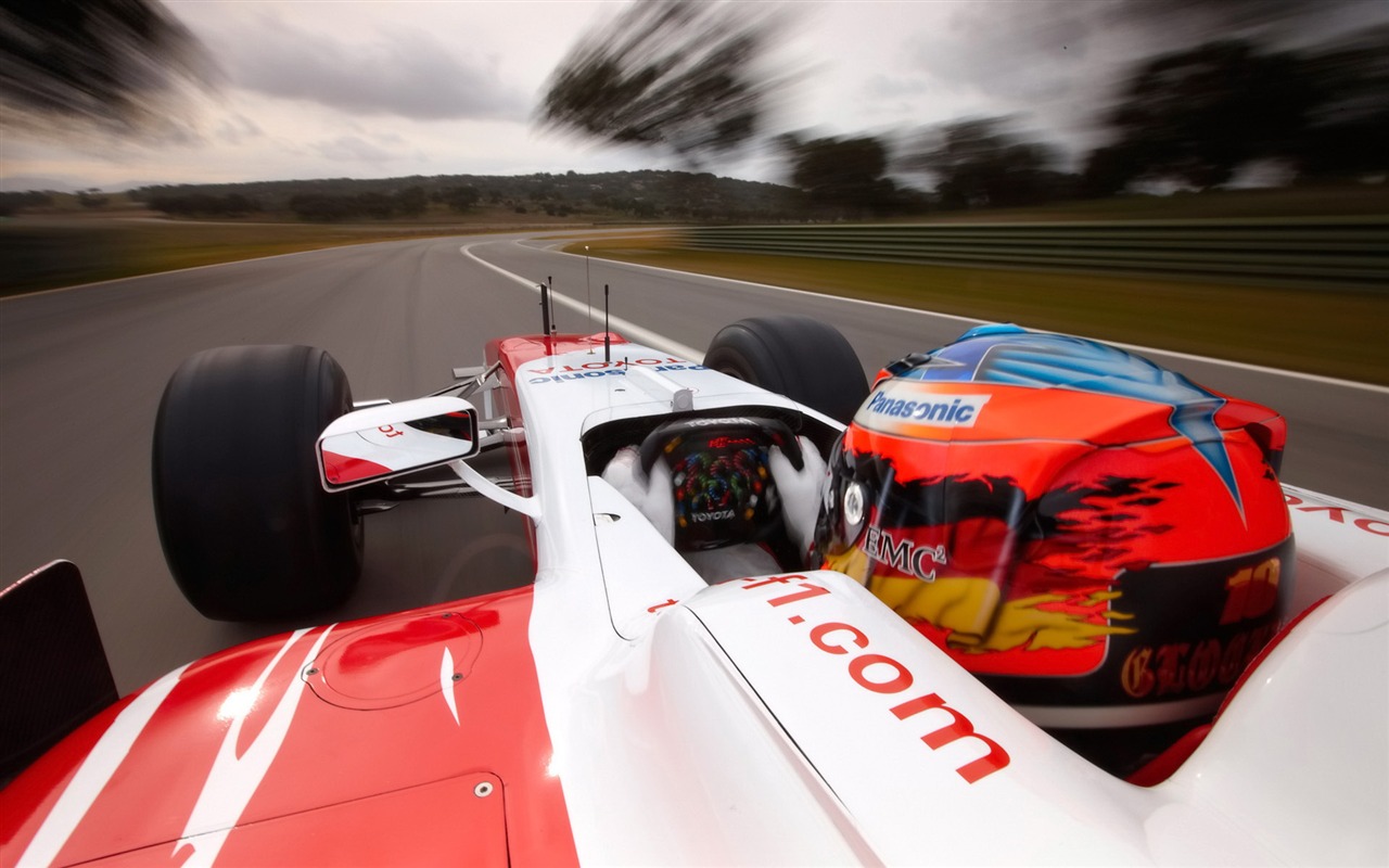 Toyota TF109 2009 F1 Car wallpaper #3 - 1280x800