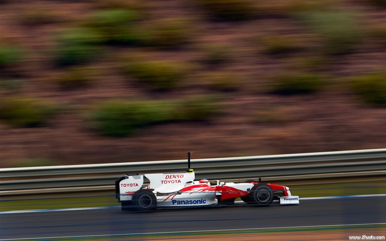 Toyota TF109 2009 F1 Car wallpaper #5 - 1280x800