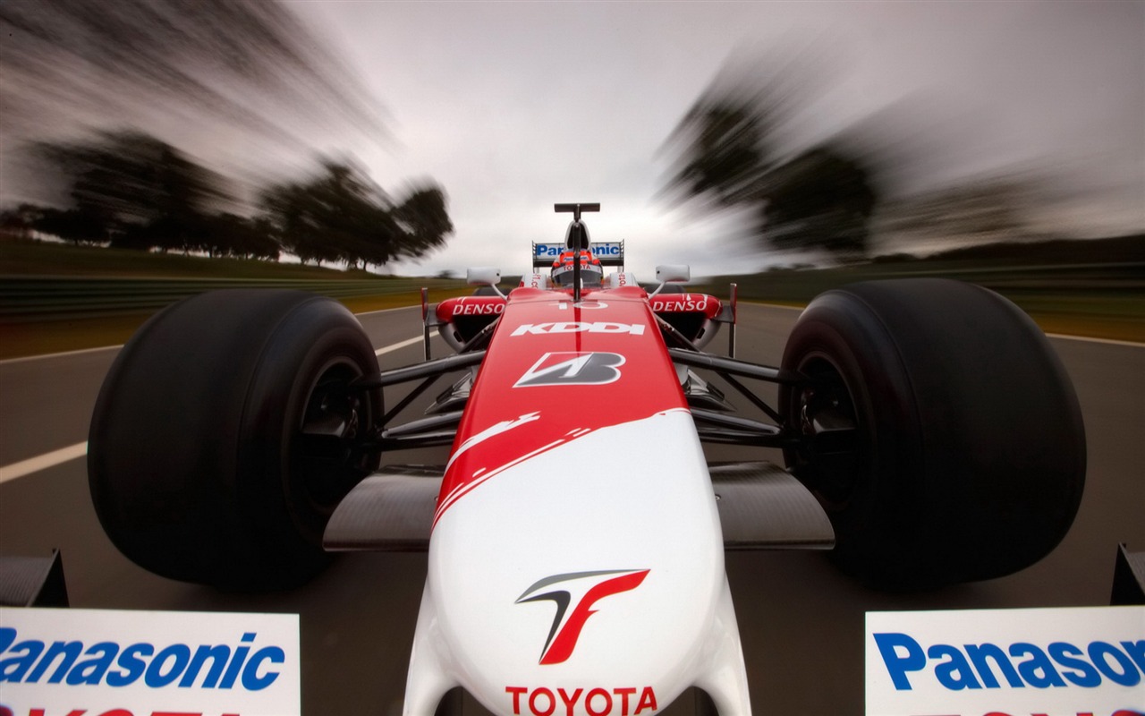 Toyota 2009 TF109 F1 Car wallpaper #6 - 1280x800