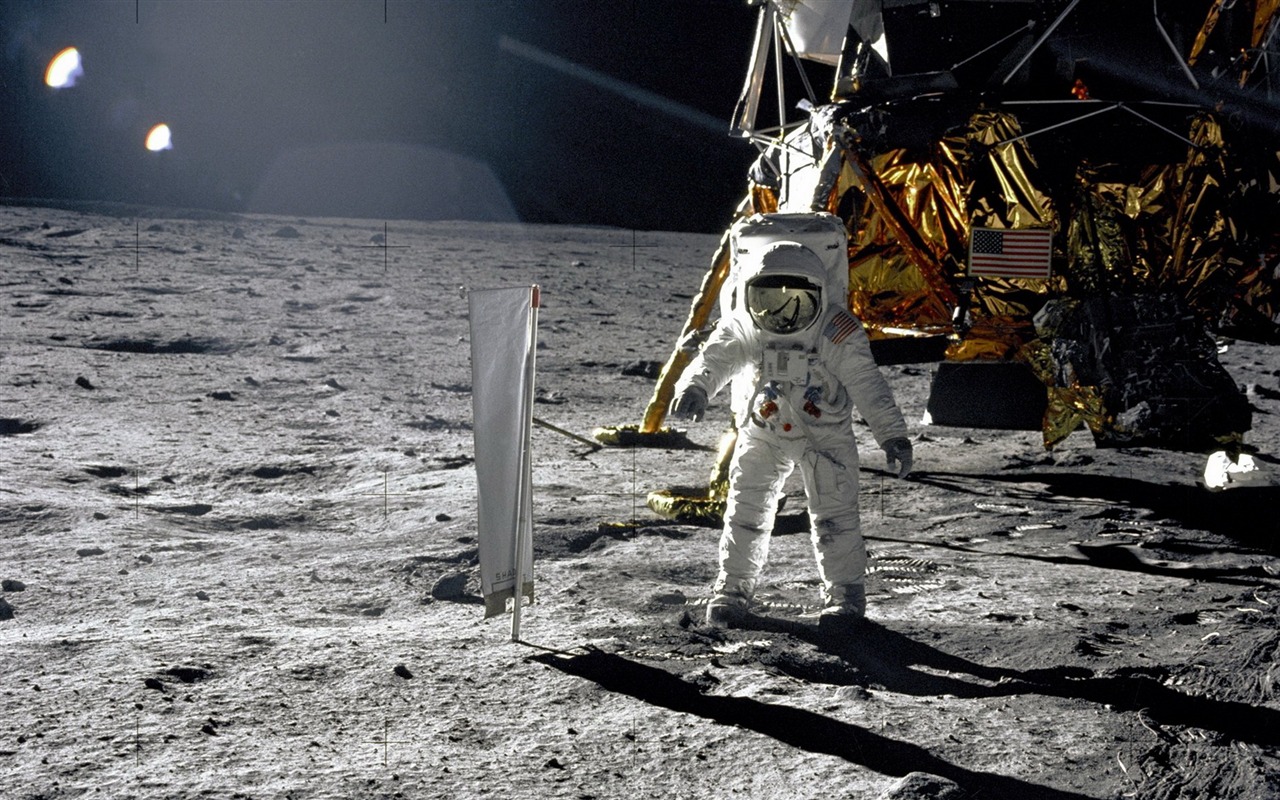 Apollo 11 vzácných fotografií na plochu #5 - 1280x800