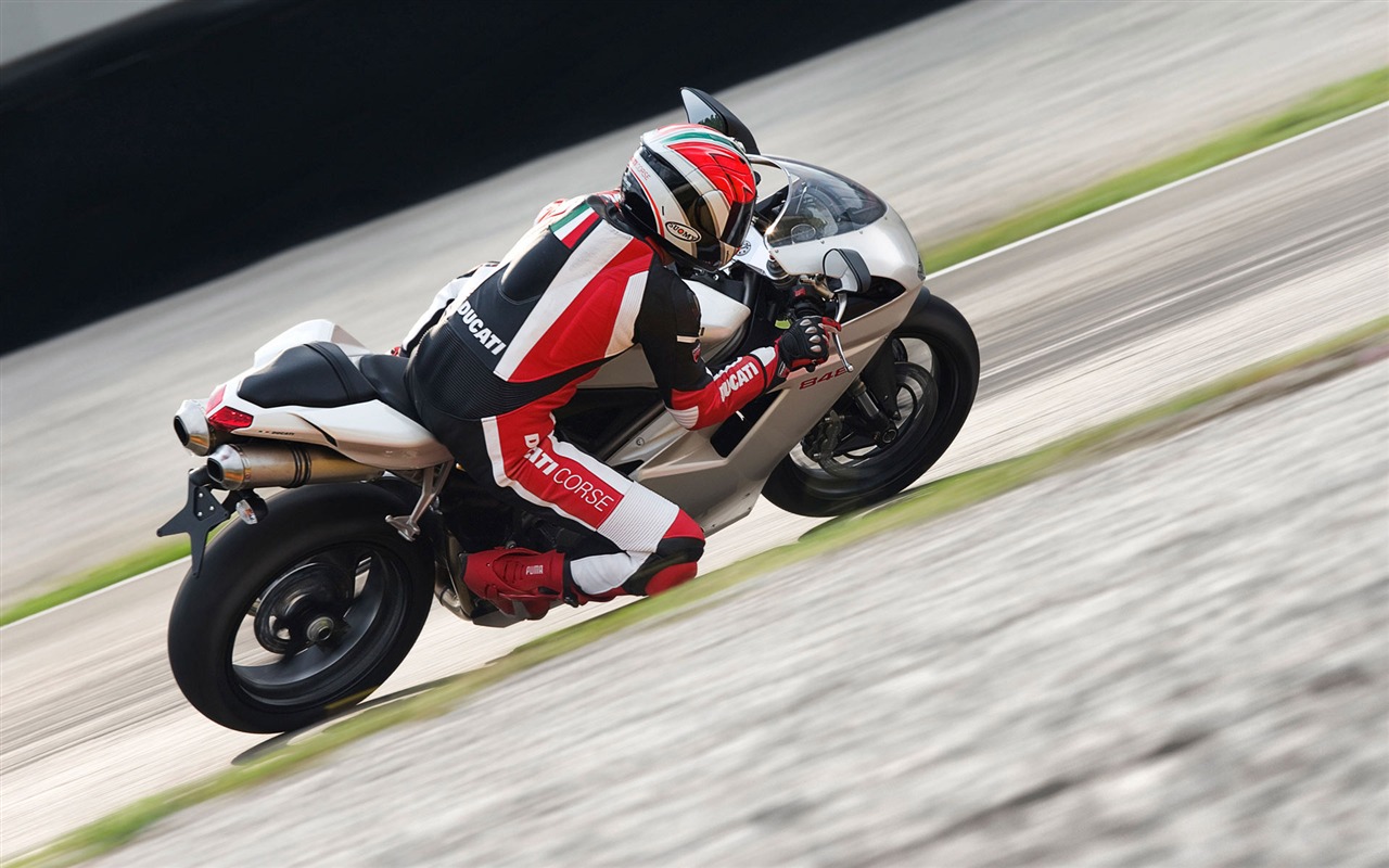 Turn Motorcycle Wallpaper Collection #7 - 1280x800