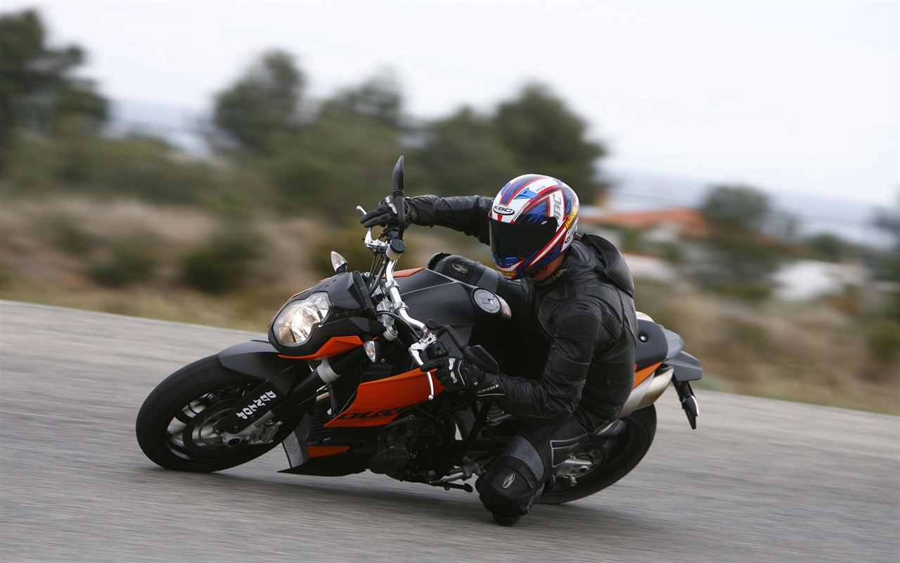 Turn Motorcycle Wallpaper Collection #15 - 1280x800