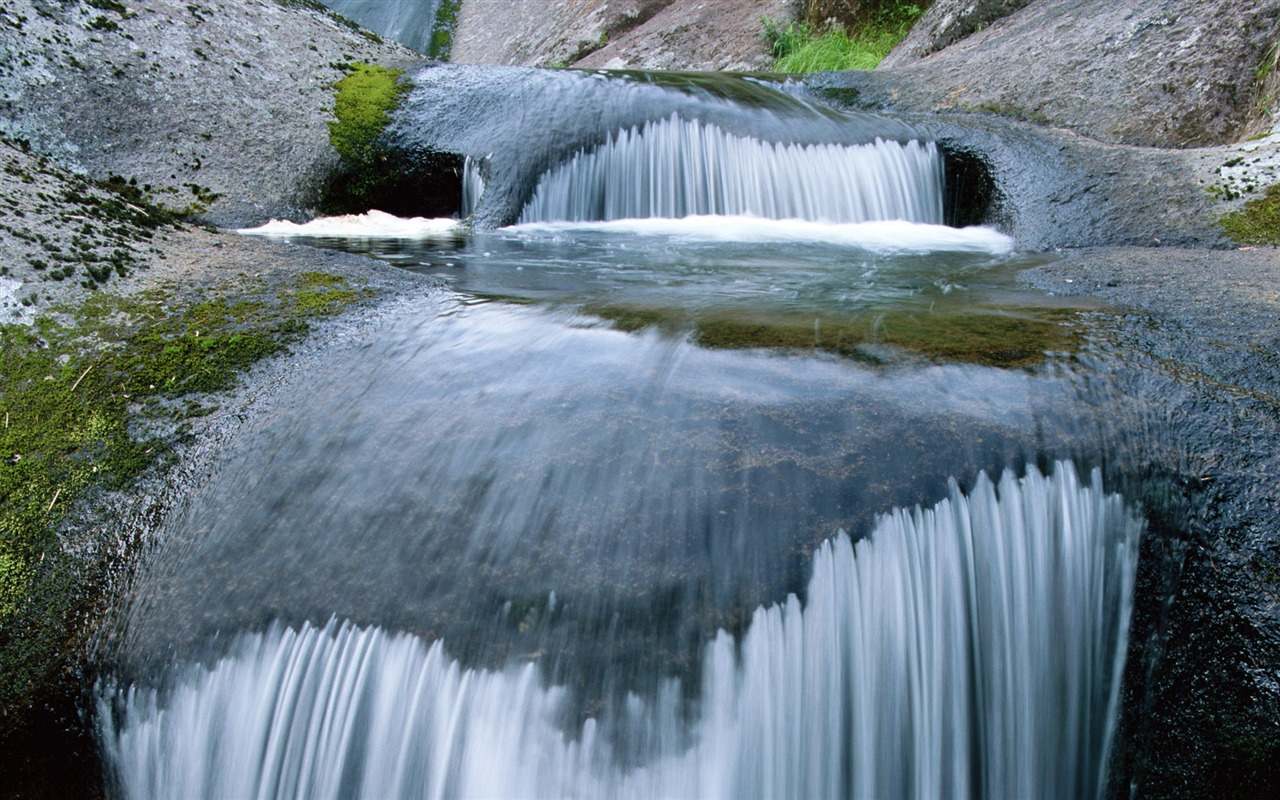 滝は、HD画像ストリーム #8 - 1280x800
