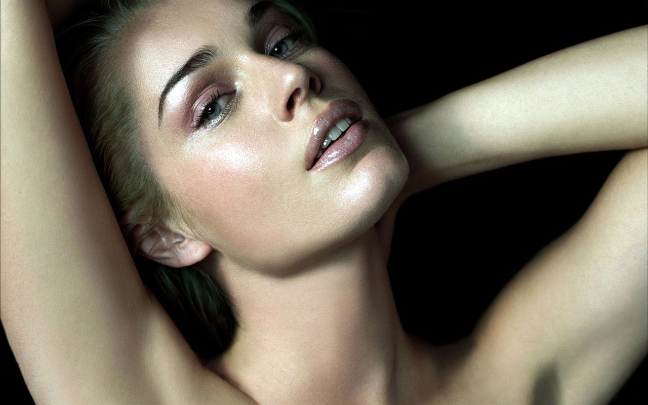 Širokoúhlé tapety herečka model (7) #5 - 1280x800