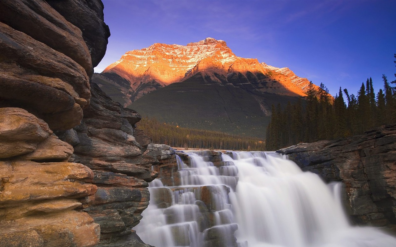 Beautiful lakes and mountains wallpaper #2 - 1280x800