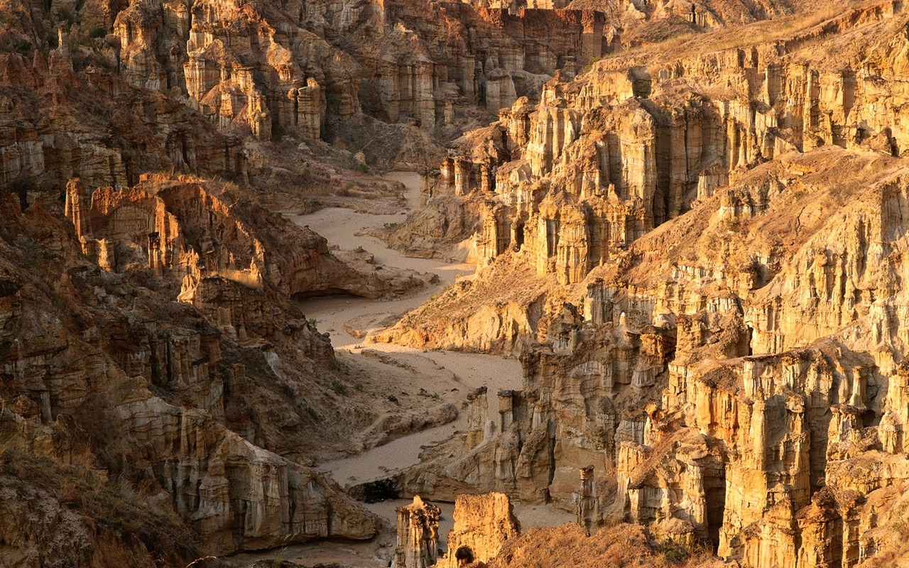 Picturesque wallpaper #12 - 1280x800