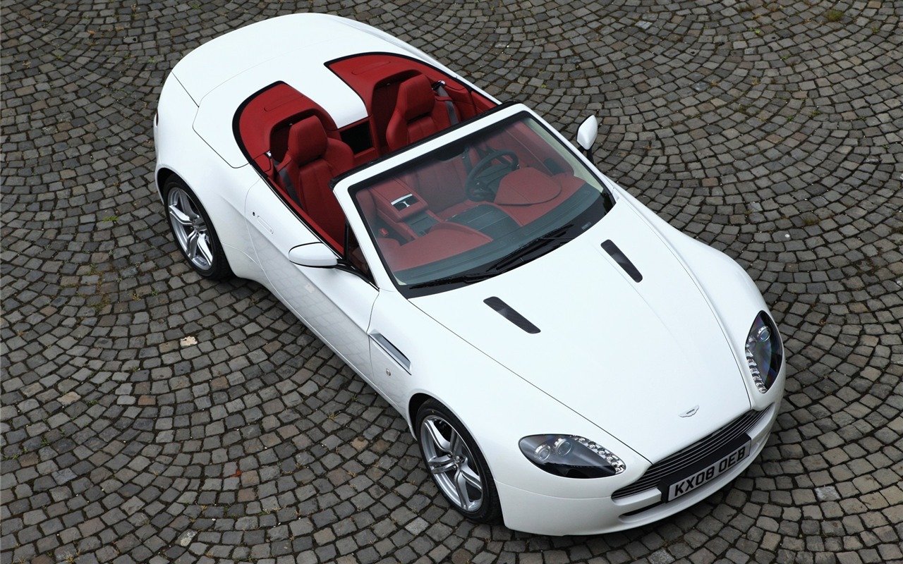 Aston Martin 阿斯顿·马丁 壁纸(二)1 - 1280x800