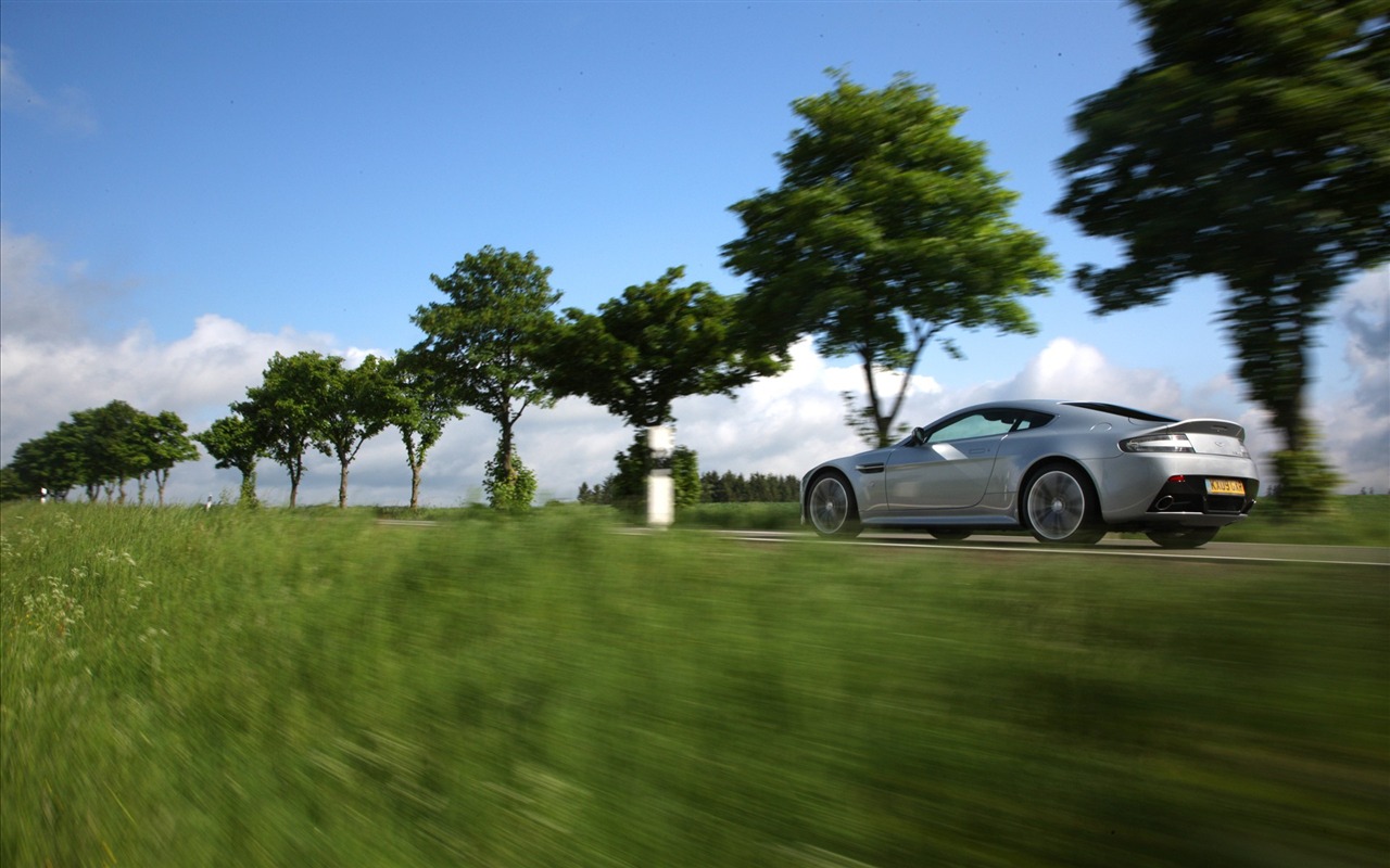 Fonds d'écran Aston Martin (4) #15 - 1280x800