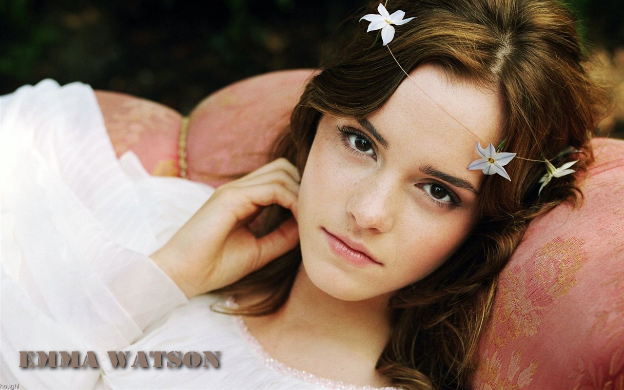 Emma Watson krásnou tapetu #27 - 1280x800