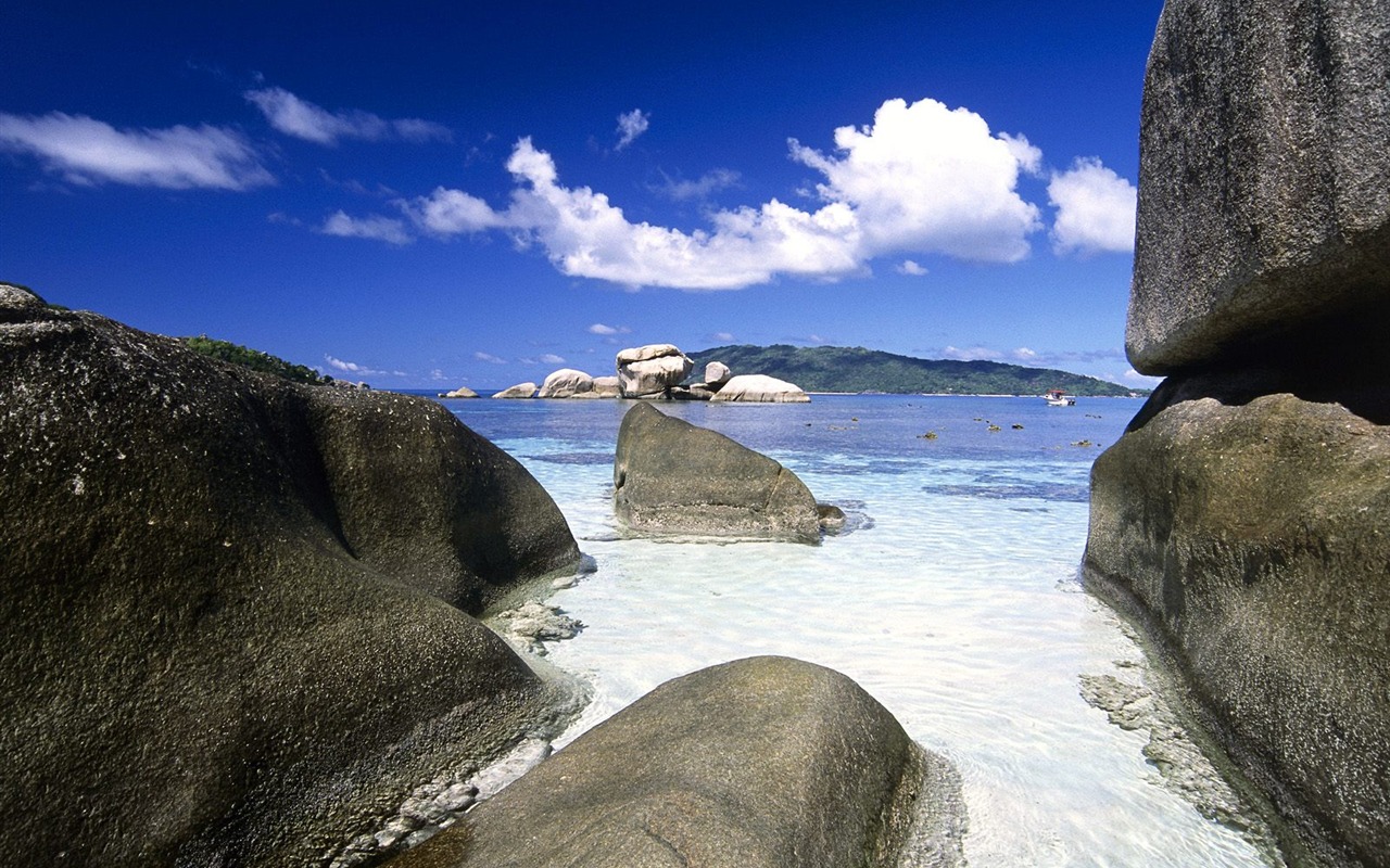 Beach island wallpaper (1) #7 - 1280x800