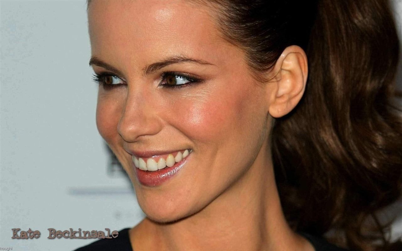 Kate Beckinsale krásnou tapetu #13 - 1280x800