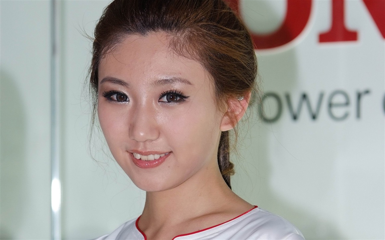 2010 Peking autosalonu modely aut odběrem (1) #2 - 1280x800