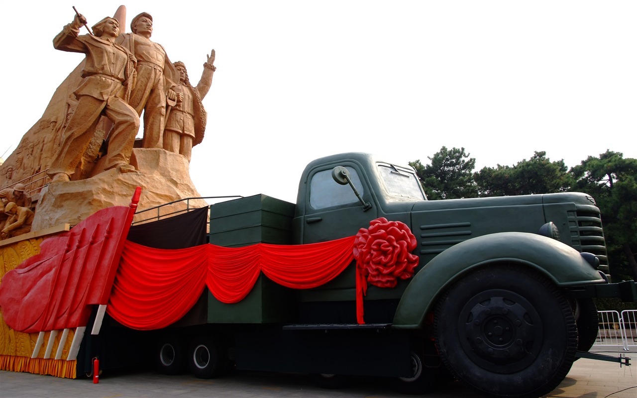 Kostüme, Tiananmen Square (Bewehren) #28 - 1280x800