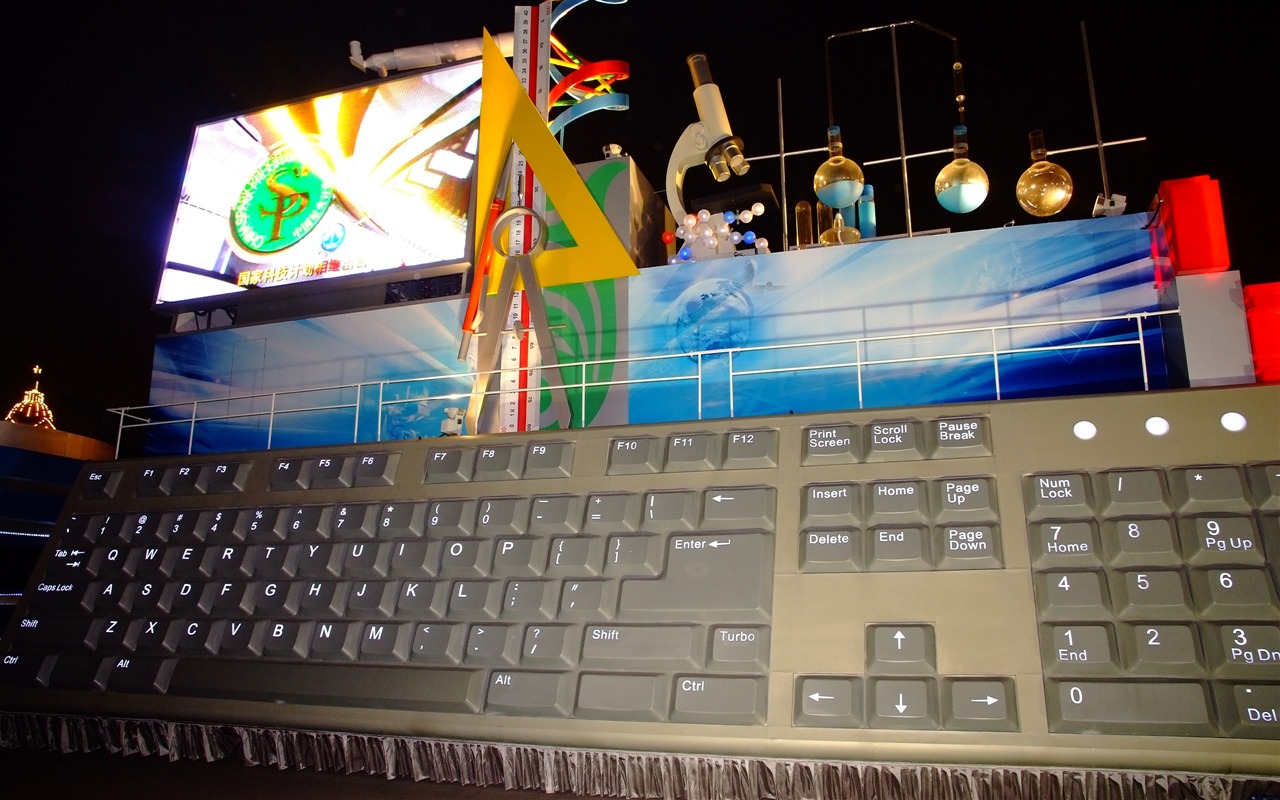 Náměstí Nebeského klidu barevné noc (prutu práce) #40 - 1280x800
