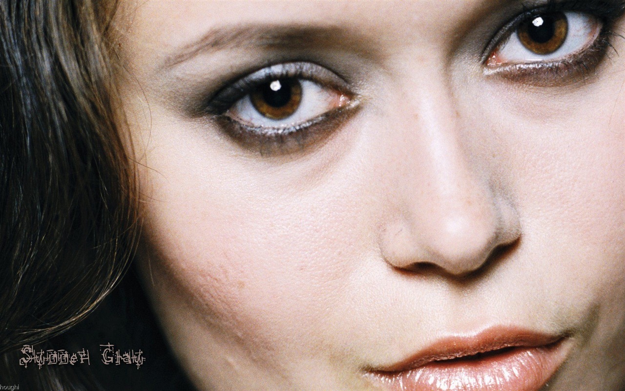 Summer Glau krásnou tapetu #16 - 1280x800