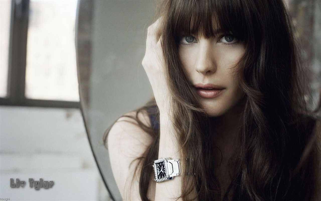 Liv Tyler beautiful wallpaper #2 - 1280x800