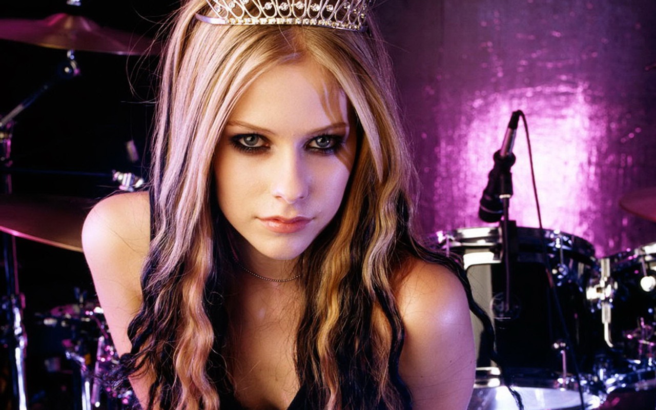 Avril Lavigne krásnou tapetu (3) #1 - 1280x800