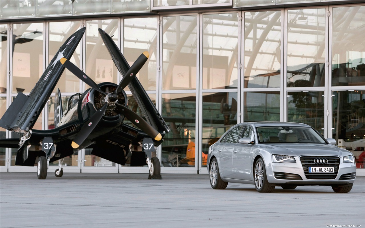 Audi A8 L 3.0 TFSI Quattro - 2010 高清壁紙 #25 - 1280x800