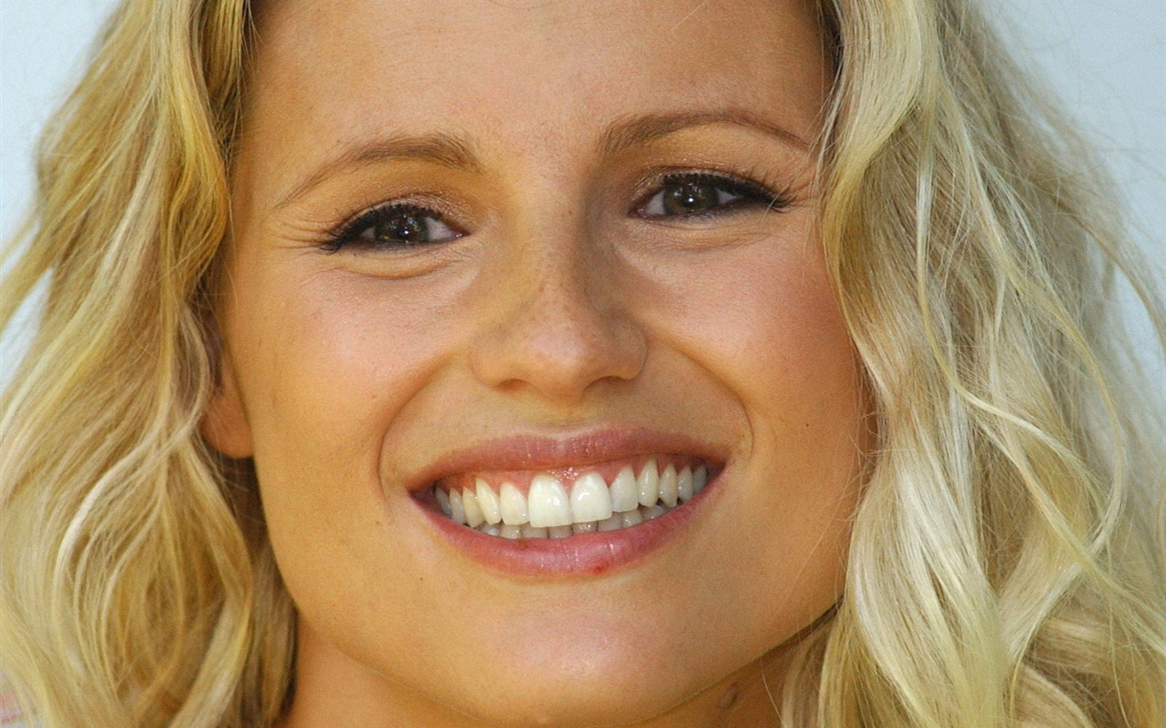 Michelle Hunziker schöne Tapete #15 - 1280x800