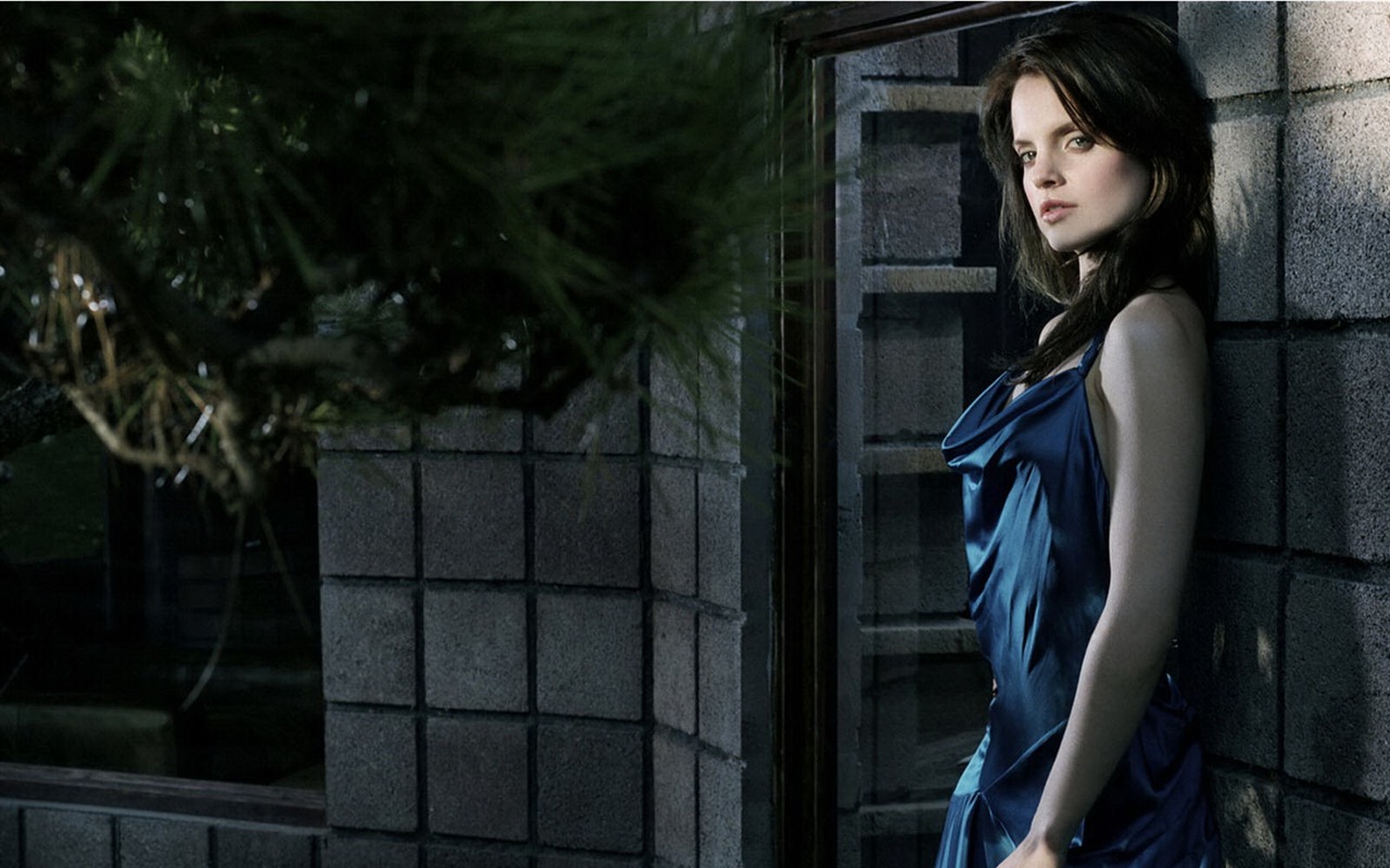 Mena Suvari schöne Tapete #24 - 1280x800