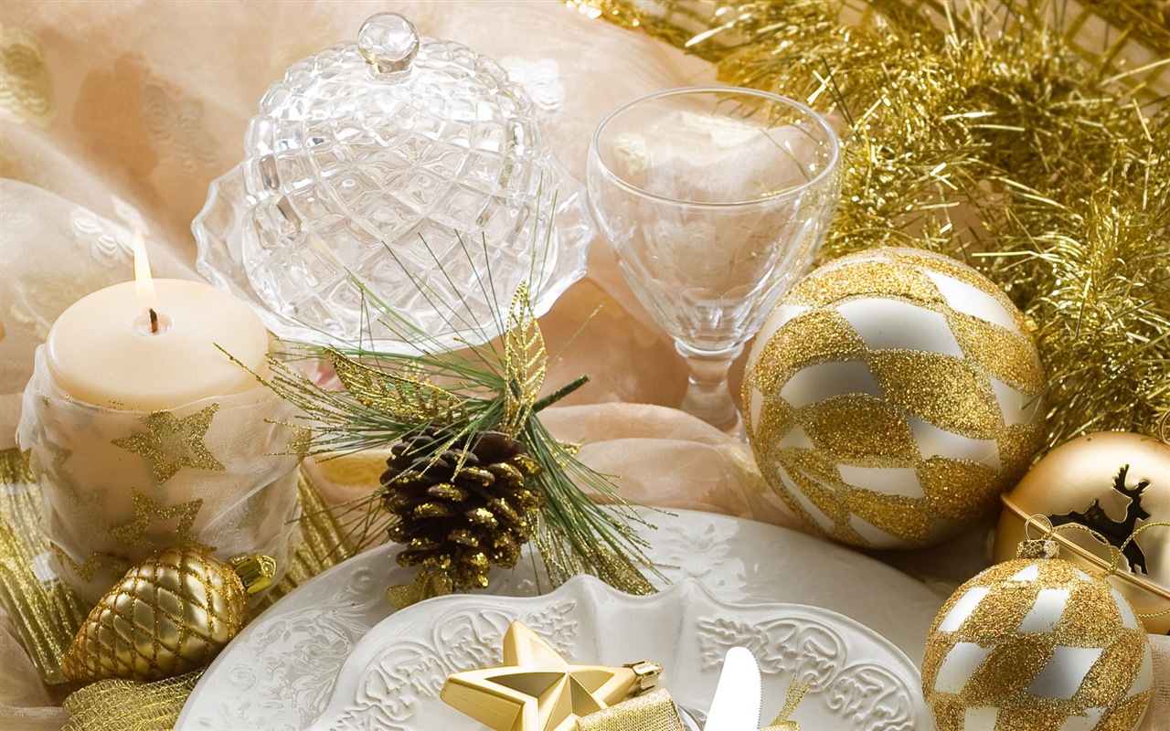 Christmas balls wallpaper (3) #2 - 1280x800