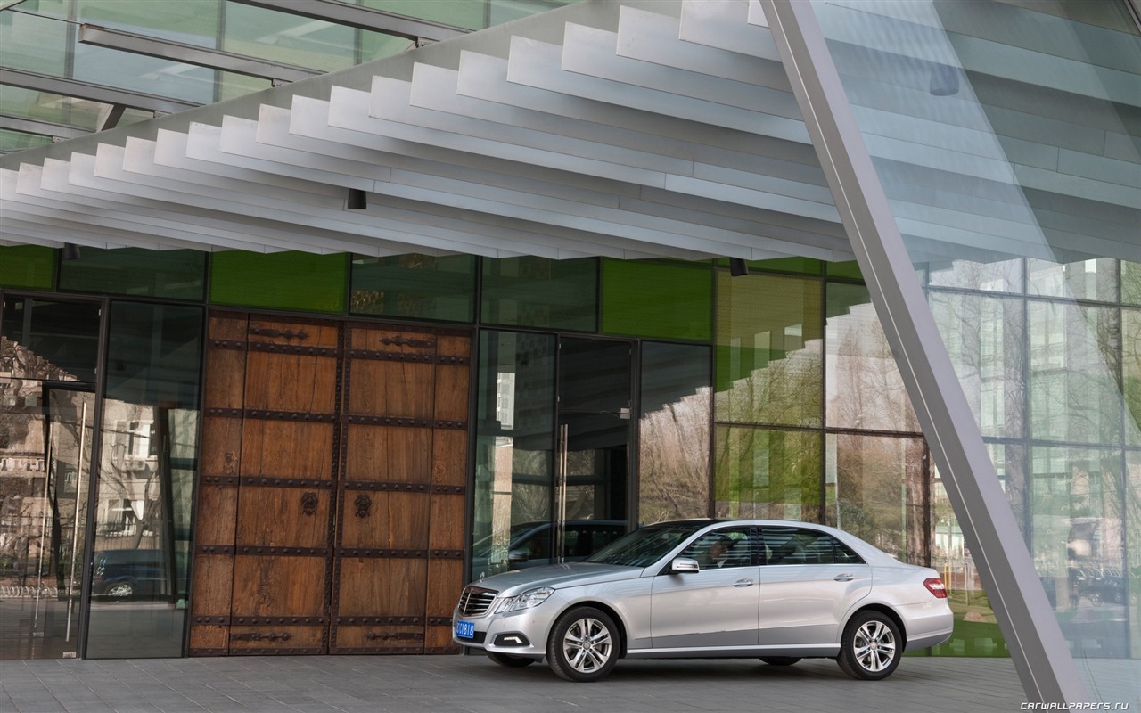 Mercedes-Benz E-Class Long Version - 2010 奔馳 #5 - 1280x800