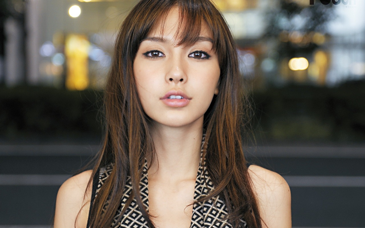 AngelaBaby Yang krásnou tapetu #1 - 1280x800
