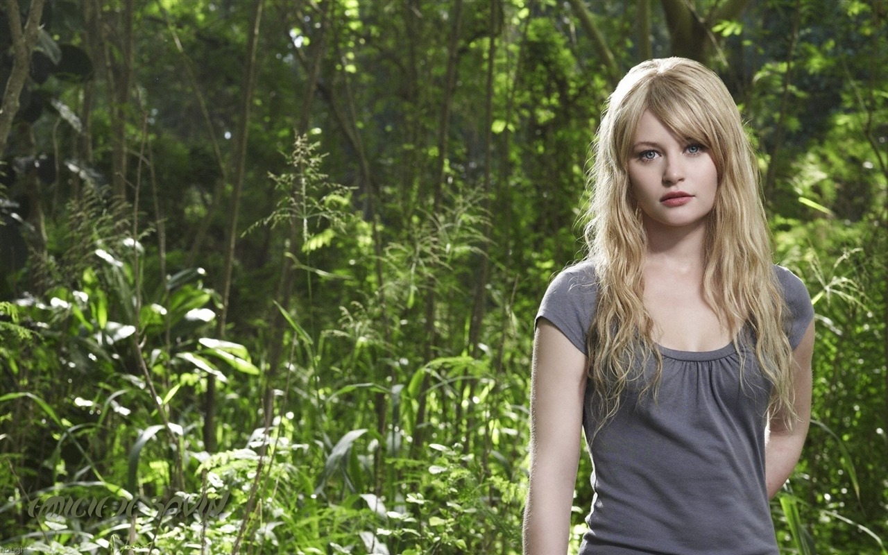 Emilie De Ravin beautiful wallpaper #4 - 1280x800