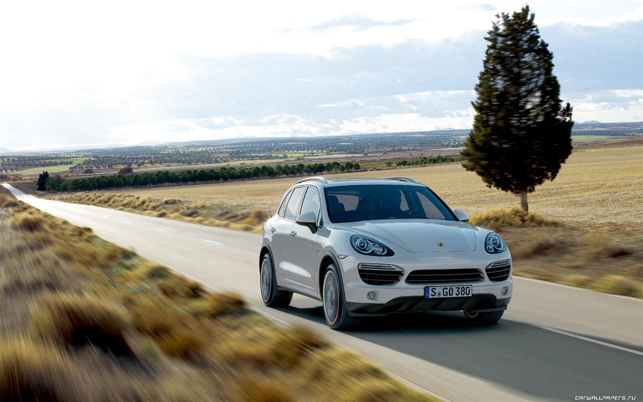 Porsche Cayenne S Hybrid - 2010 HD tapetu #8 - 1280x800