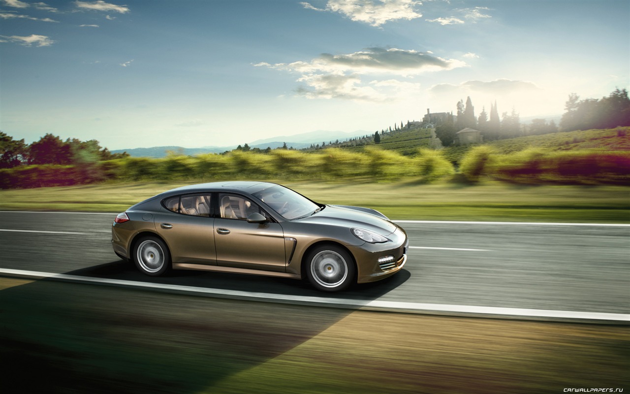 Porsche Panamera 4 - 2010 HD wallpaper #2 - 1280x800