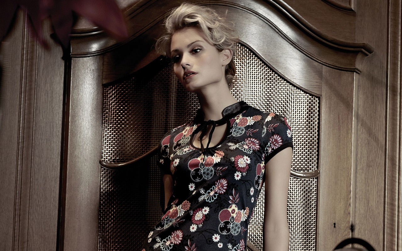 Fashion Model Wallpaper (9) #14 - 1280x800