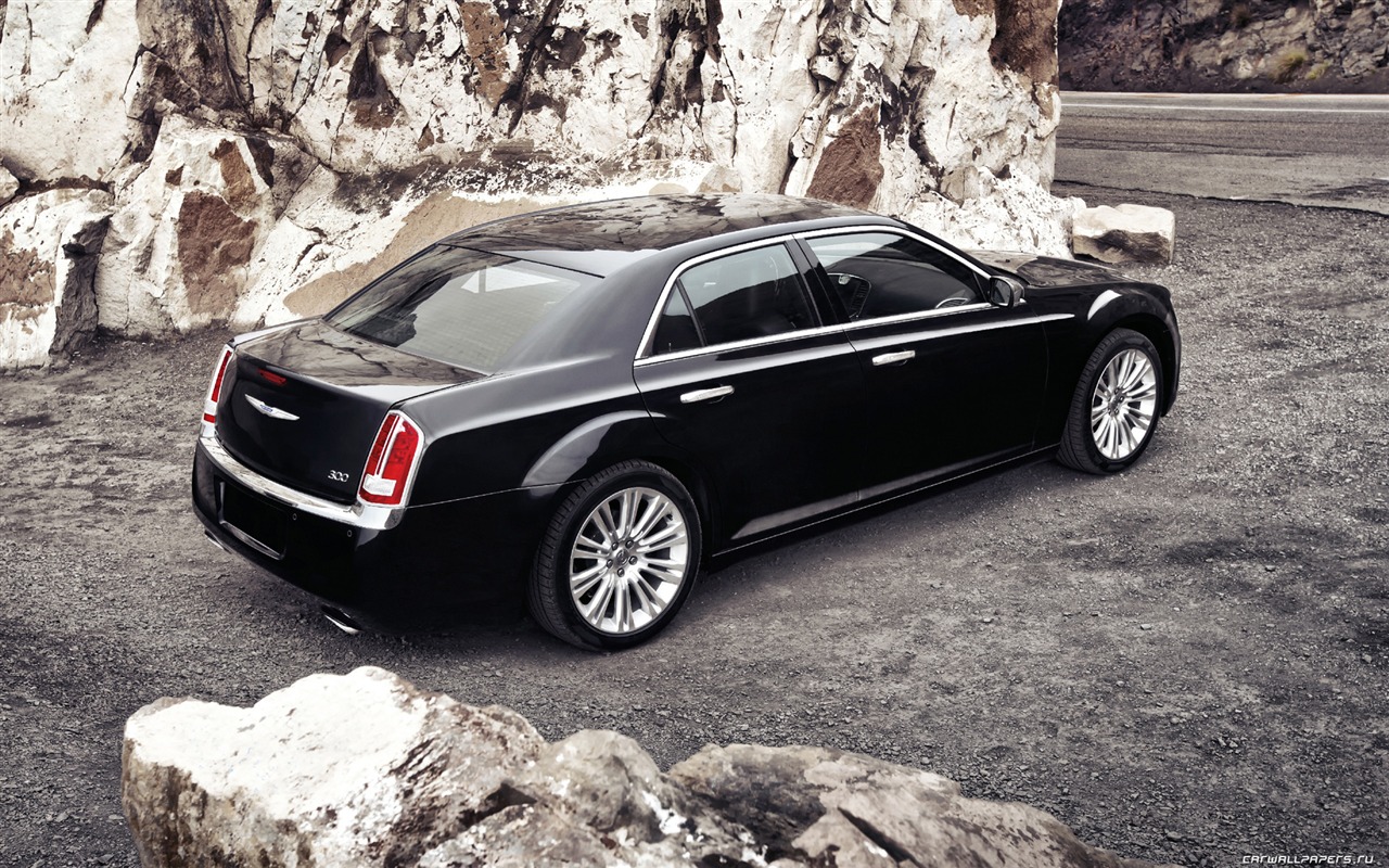 Chrysler 300 - 2011 HD wallpaper #6 - 1280x800