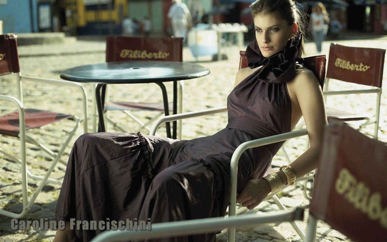 Caroline Francischini hermoso fondo de pantalla #15 - 1280x800