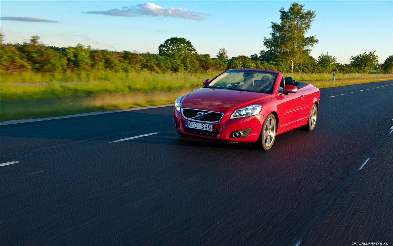 Volvo C70 - 2011 fondos de escritorio de alta definición #1 - 1280x800