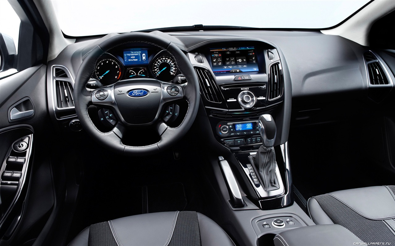 Ford Focus Sedan - 2011 HD tapetu #20 - 1280x800