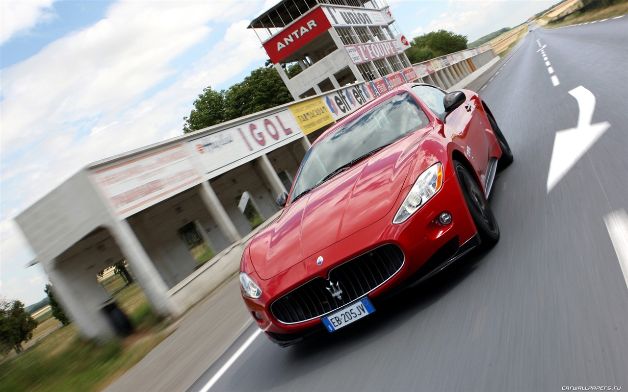 Maserati GranTurismo - 2010 HD tapetu #12 - 1280x800