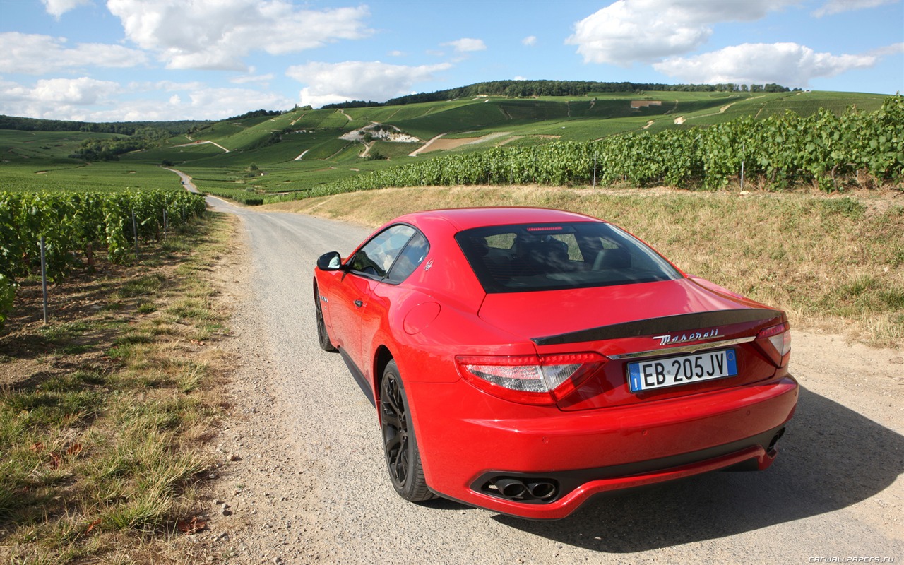 Maserati GranTurismo - 2010 HD wallpaper #21 - 1280x800