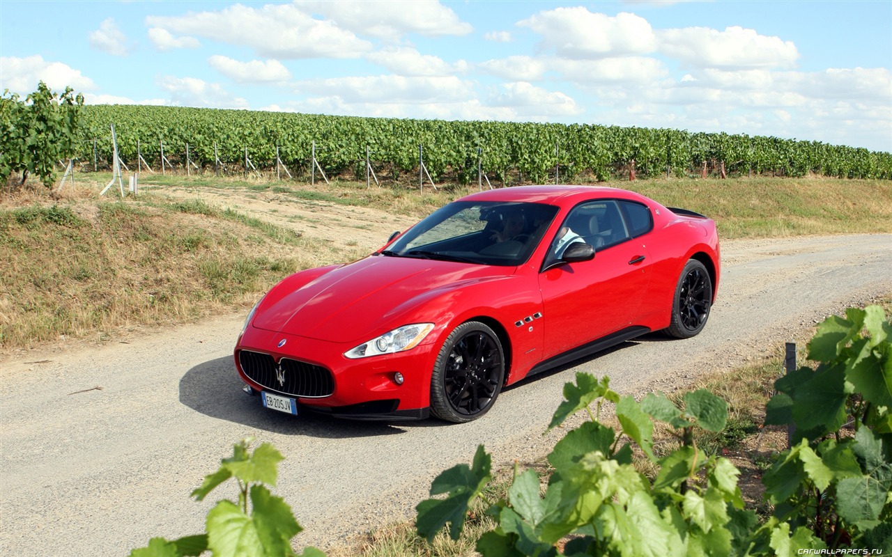 Maserati GranTurismo - 2010 HD wallpaper #22 - 1280x800