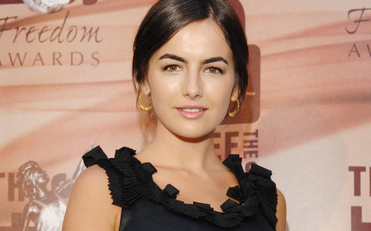 Camilla Belle hermosos fondos de escritorio #15 - 1280x800