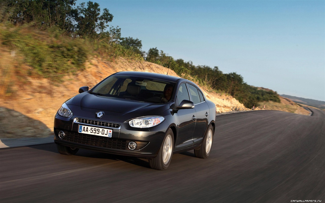 Renault Fluence - 2009 HD Tapety na plochu #8 - 1280x800