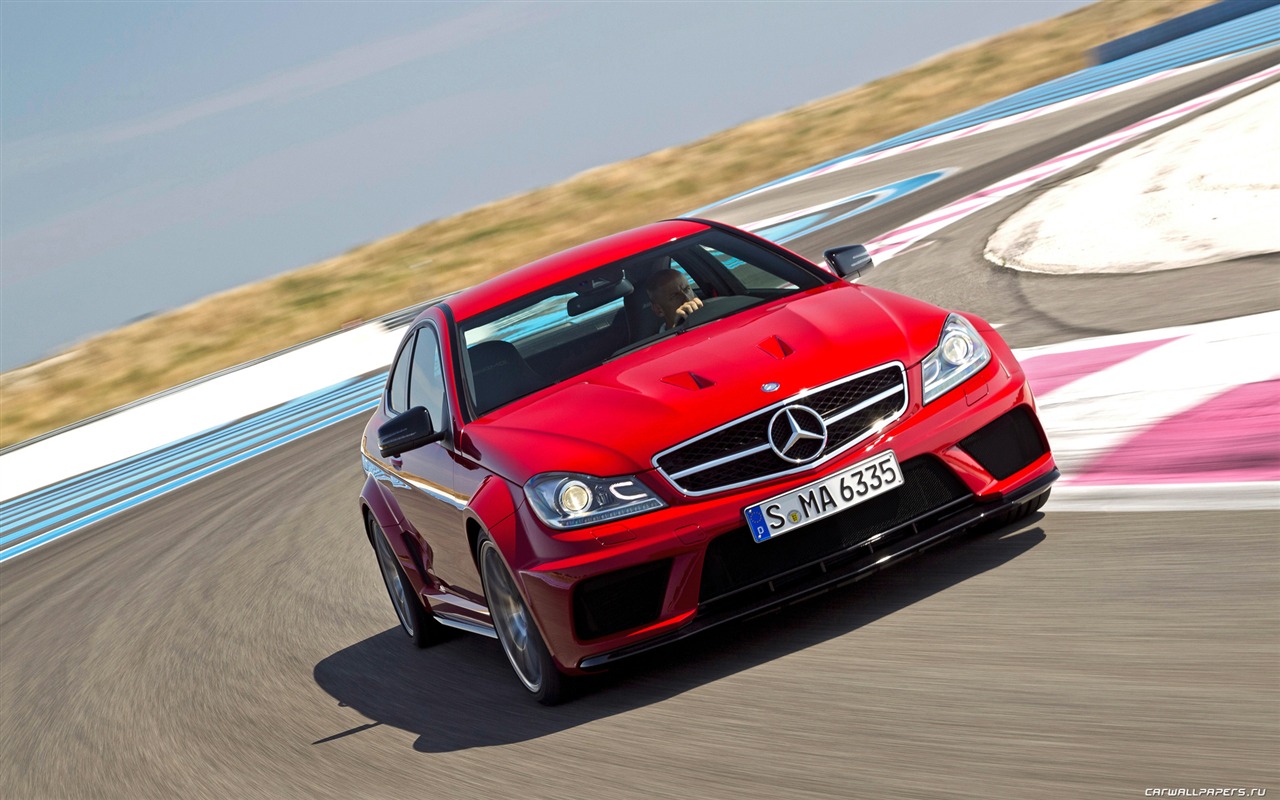 Mercedes-Benz C63 AMG Coupe Black Series - 2011 奔馳 #1 - 1280x800