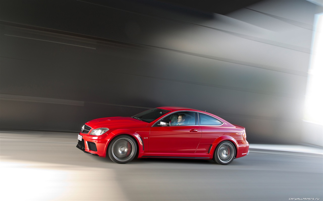 Mercedes-Benz C63 AMG Coupe Black Series - 2011 奔馳 #2 - 1280x800