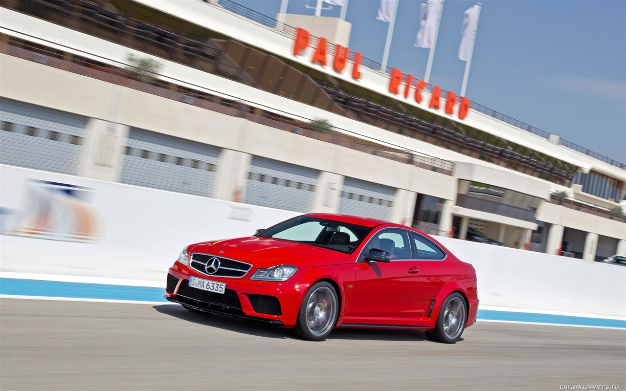 Mercedes-Benz C63 AMG Coupe Black Series - 2011 奔驰12 - 1280x800